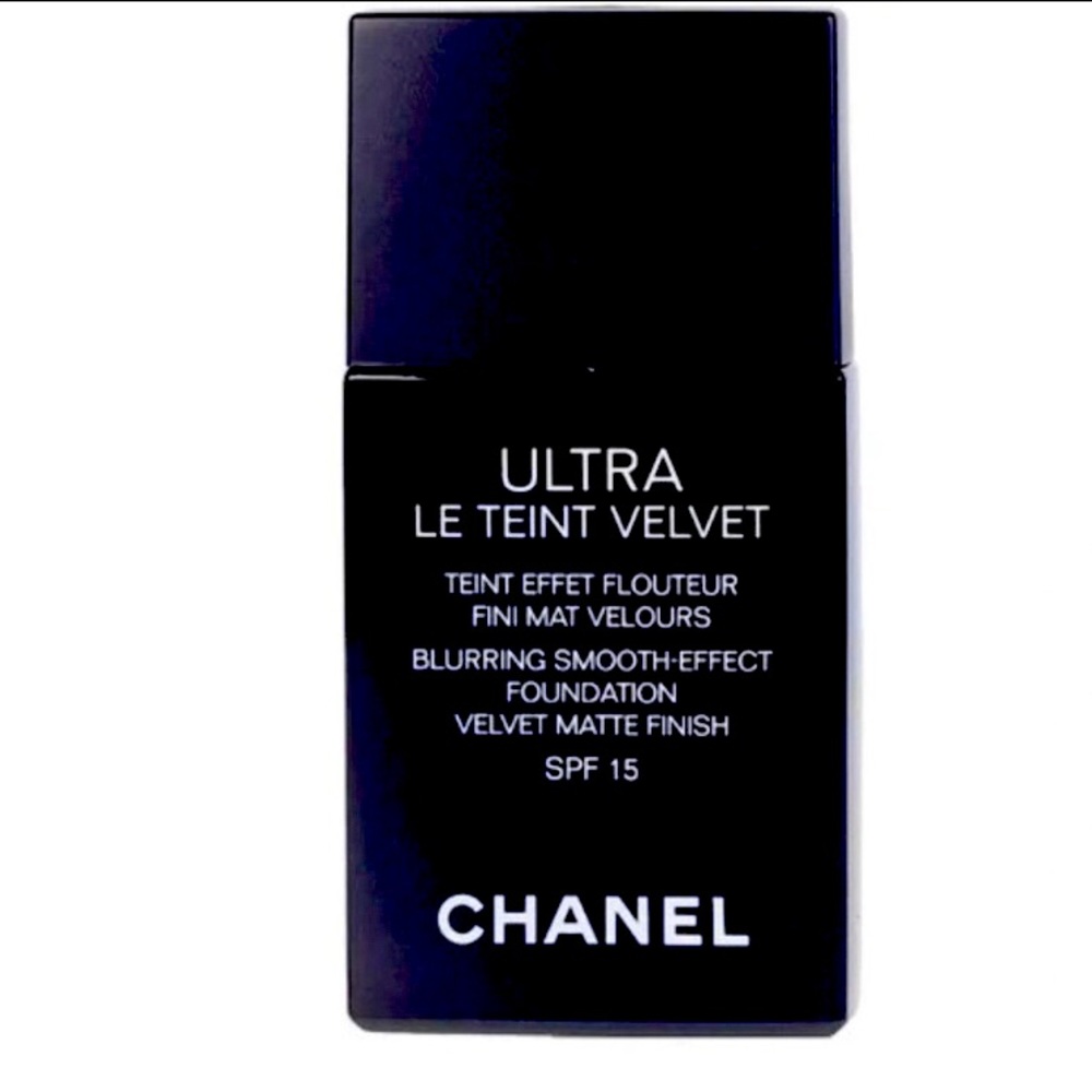 Chanel Ultra Le Teint Velvet B40 Foundation Velvet Matte Finish